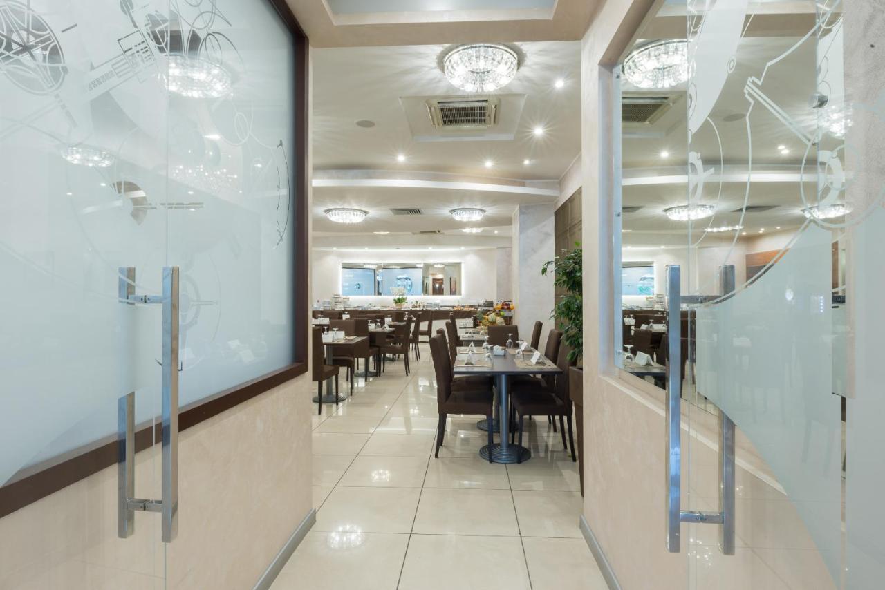Magri's Naples