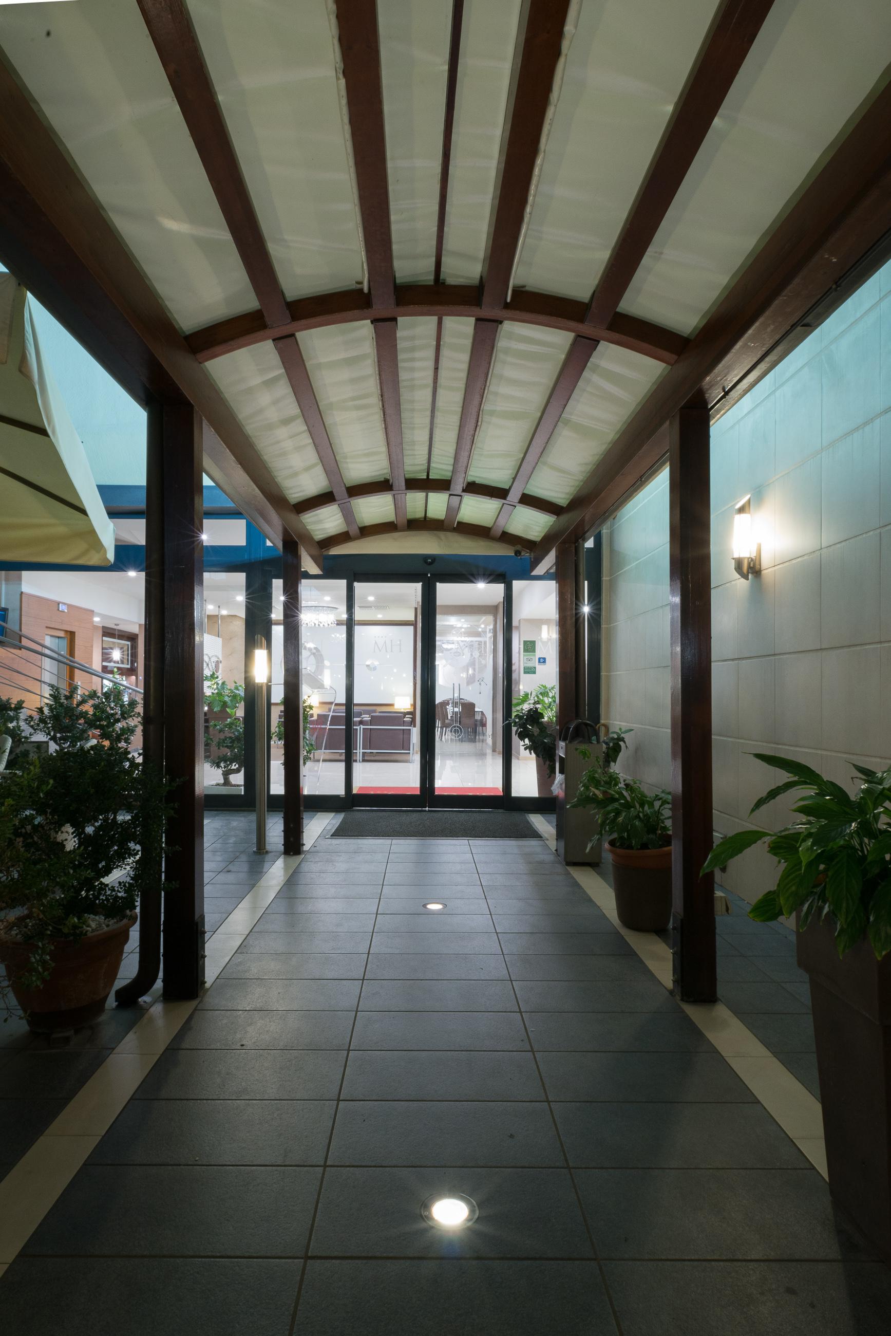 Magri's 4* Naples